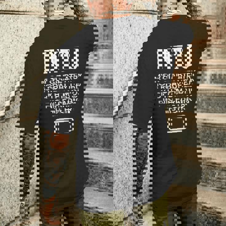 面白い Intj ソーシャルバッテリー 内向的 直感的 パーソナリティ メンズTシャツ バックプリント 彼への贈り物