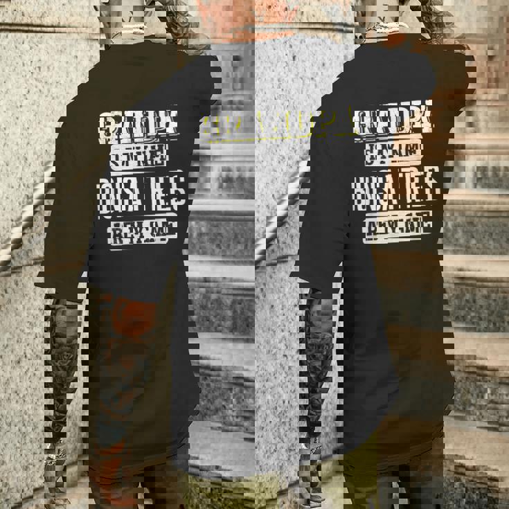 面白い盆栽の木 おじいちゃんへのギフト 父の日デザイン メンズTシャツ バックプリント 彼への贈り物