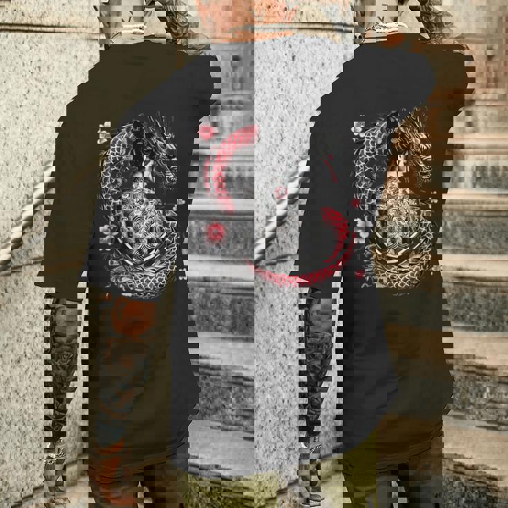 龍と刺青芸者 メンズTシャツ バックプリント 彼への贈り物