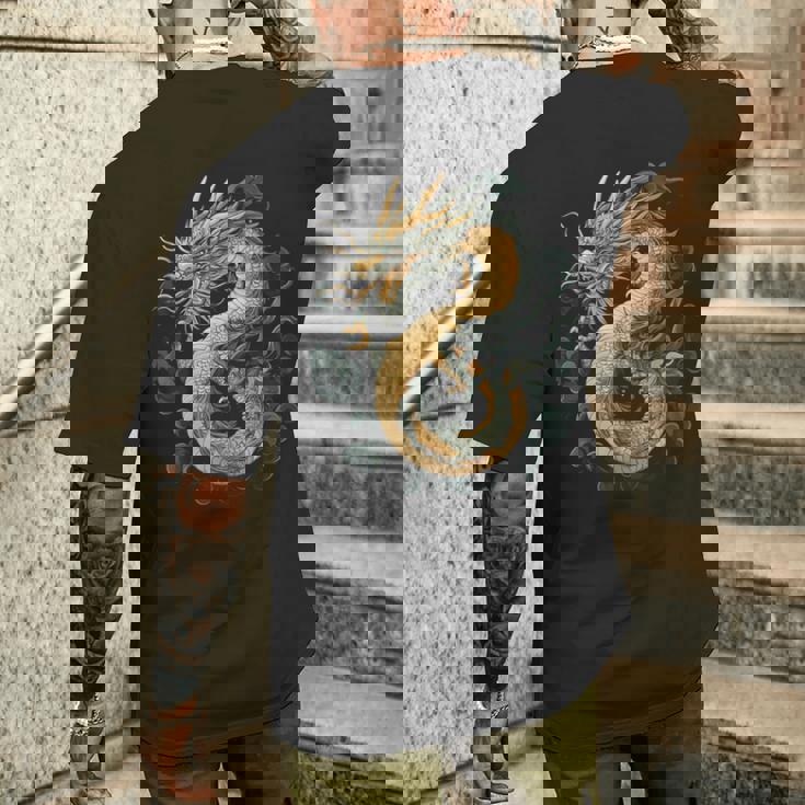 龍人 龍神 ドラゴン グラフィック 神話ドラゴン 龍神竜 メンズTシャツ バックプリント 彼への贈り物