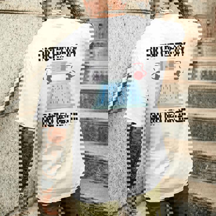 Another Day Another Gel メンズTシャツ バックプリント 彼への贈り物