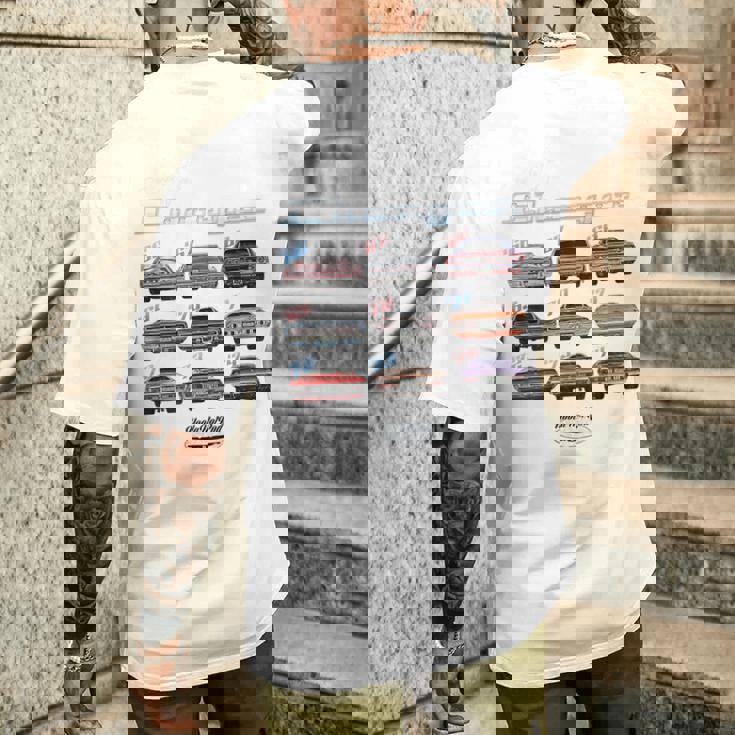 Evolution Charger スーパービー ホットロッド マッスルカー マグナム ウェッジ メンズTシャツ バックプリント 彼への贈り物