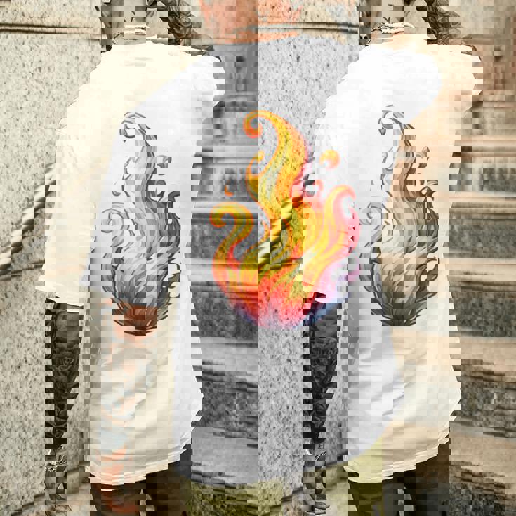 Fire Element Flameのグラフィックアート。あらゆる年齢の方に。 メンズTシャツ バックプリント 彼への贈り物