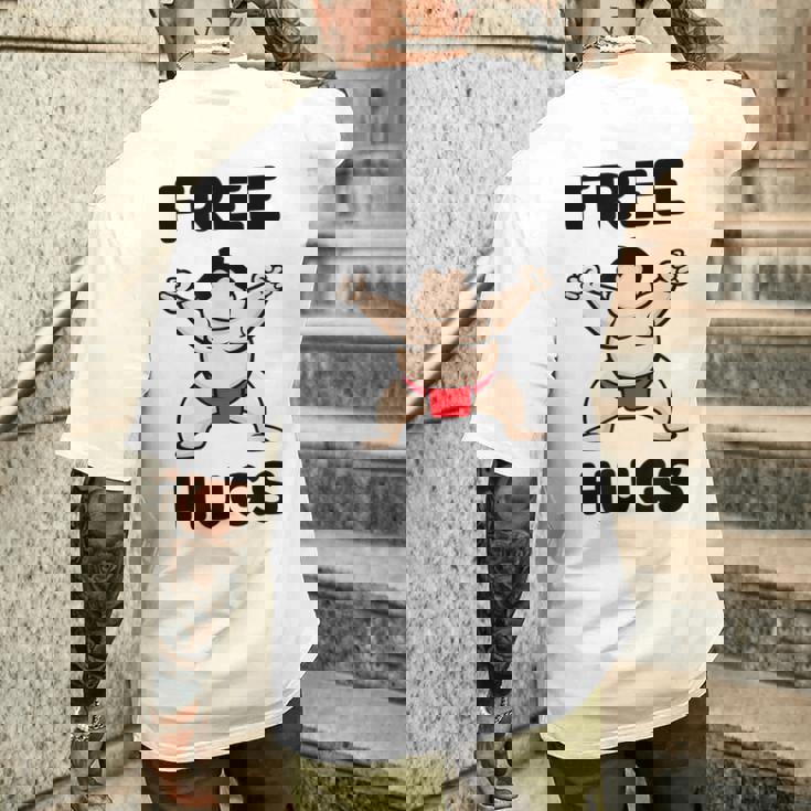 Free Hugs おもしろ相撲力士 相撲ハグ カワイイ相撲ハグ メンズTシャツ バックプリント 彼への贈り物