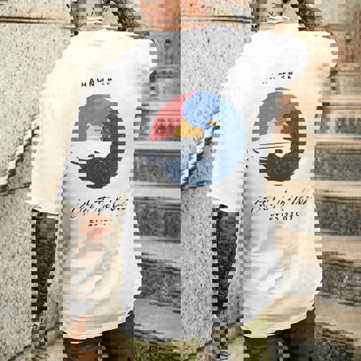 Hang 10 Catch The Waves サーフボード サーフ サーフィン メンズTシャツ バックプリント 彼への贈り物