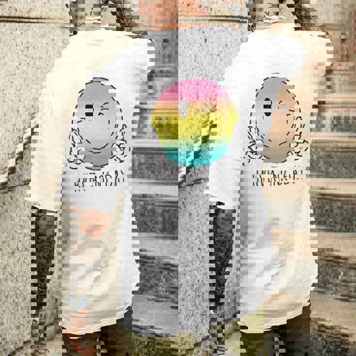 Have A Nice Day Winkingmile Face Peace Wink Happy Face メンズTシャツ バックプリント 彼への贈り物