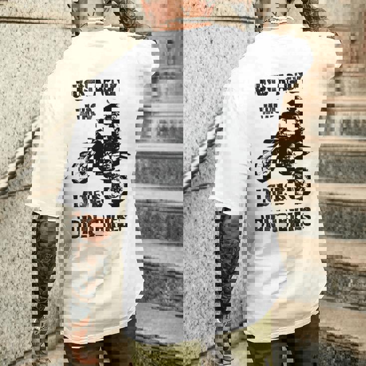 メンズ Just A Guy Who Loves ダートバイク 面白い モトクロス メンズTシャツ バックプリント 彼への贈り物