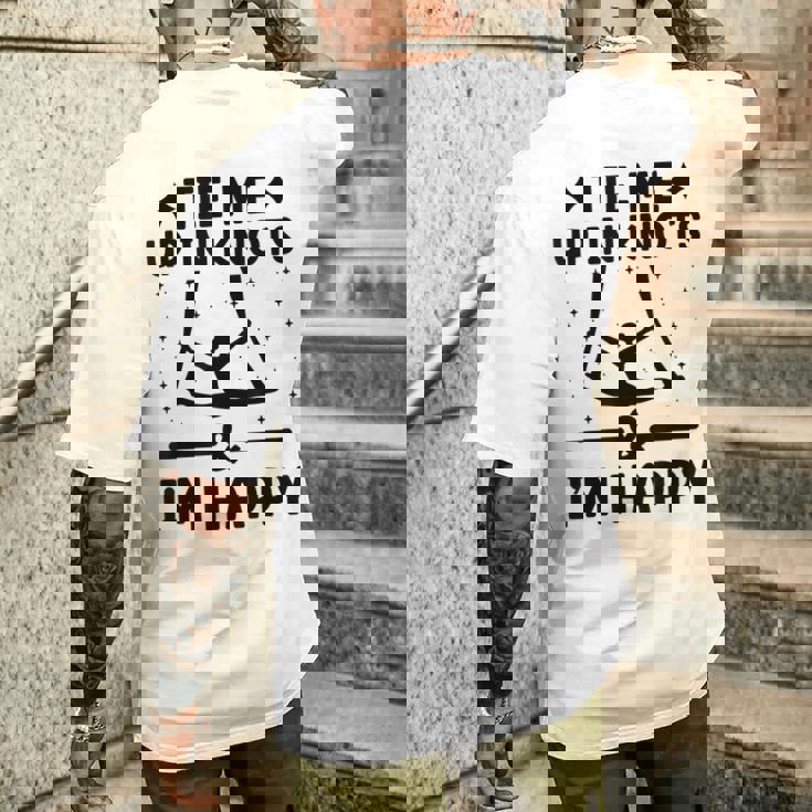 Tie Me Up In Knots & I'm Happy エアリアル ヨガ 体操選手 エアリスト メンズTシャツ バックプリント 彼への贈り物