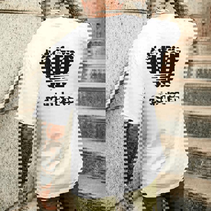 【バックプリント・背中側】アシデス Asides 足です。【変なデザイン屋さん】スポーツ ブランド パロディ 面白 メンズTシャツ バックプリント 彼への贈り物