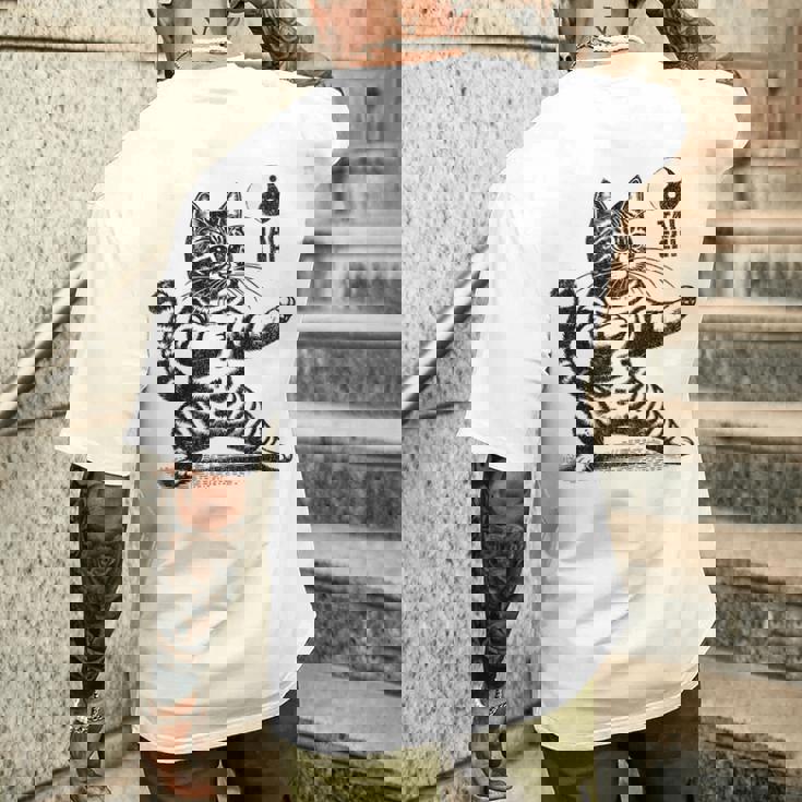 かわいい猫 太極拳 武道 陰陽 メンズTシャツ バックプリント 彼への贈り物