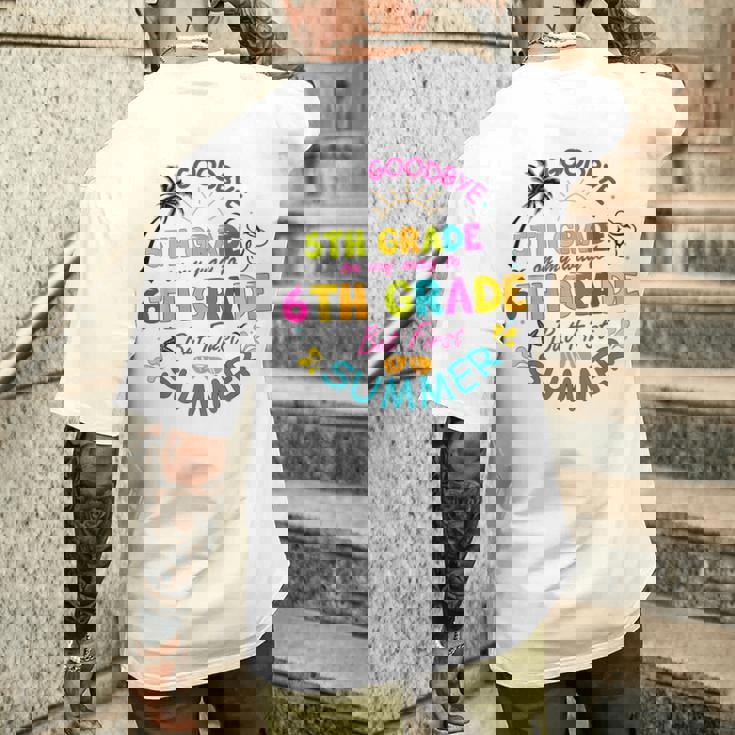 さよなら 5年生 卒業 中学へ ハローサマー メンズTシャツ バックプリント 彼への贈り物