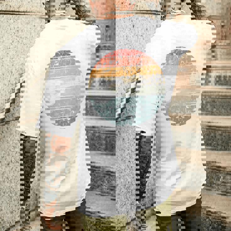 ウクレレ奏者 レトロ ウクレレ奏者 面白いウクレレ音楽 メンズTシャツ バックプリント 彼への贈り物