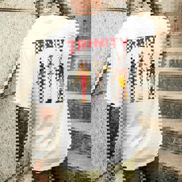 エジプト 神 エジプト トリニティ オシリス ホルス ケメティック メンズTシャツ バックプリント 彼への贈り物