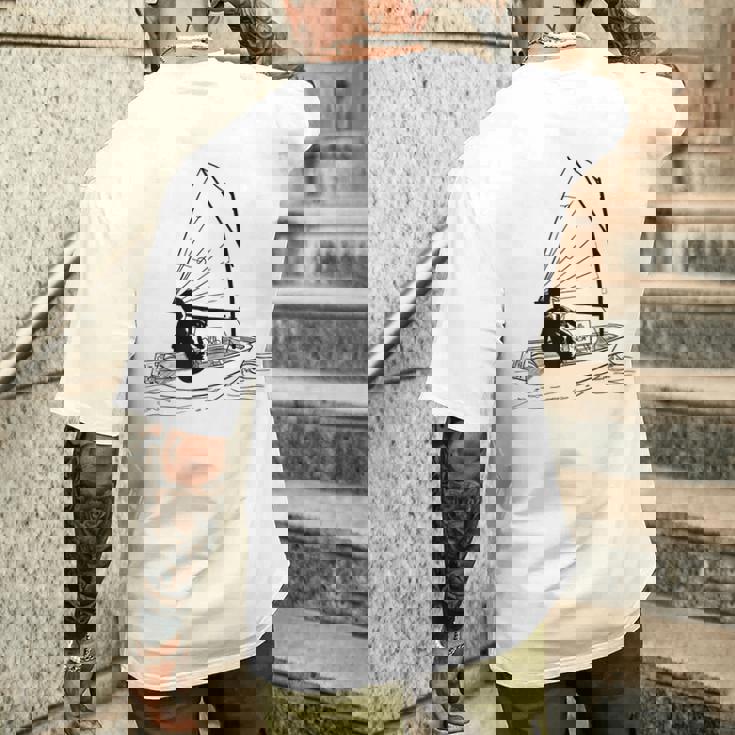 オプティミストヨット メンズTシャツ バックプリント 彼への贈り物