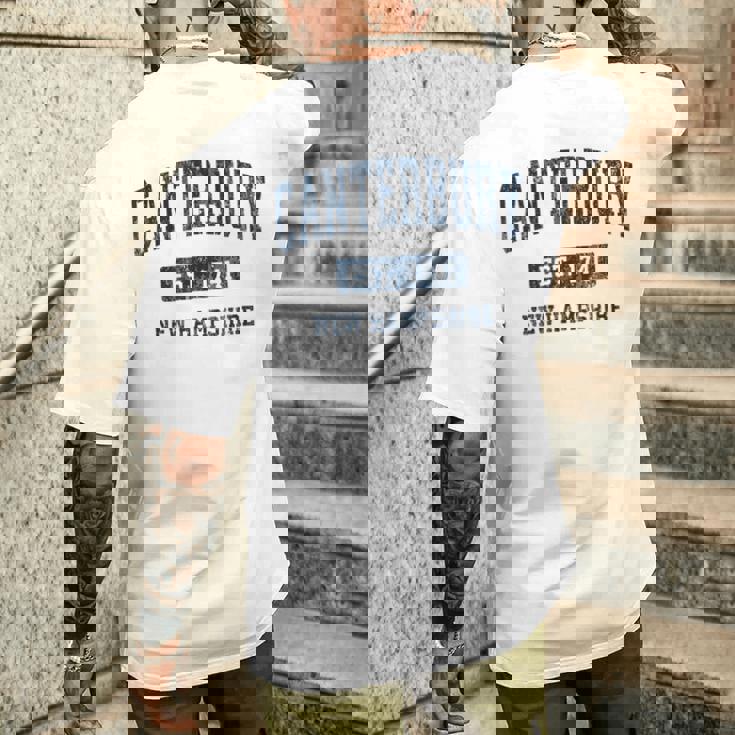 カンタベリー ニューハンプシャー州 ニューハンプシャービンテージアスレチックスポーツデザイン メンズTシャツ バックプリント 彼への贈り物