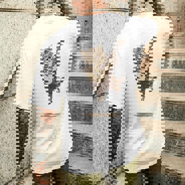 ギターを弾く面白い猫 面白いギター猫 メンズTシャツ バックプリント 彼への贈り物