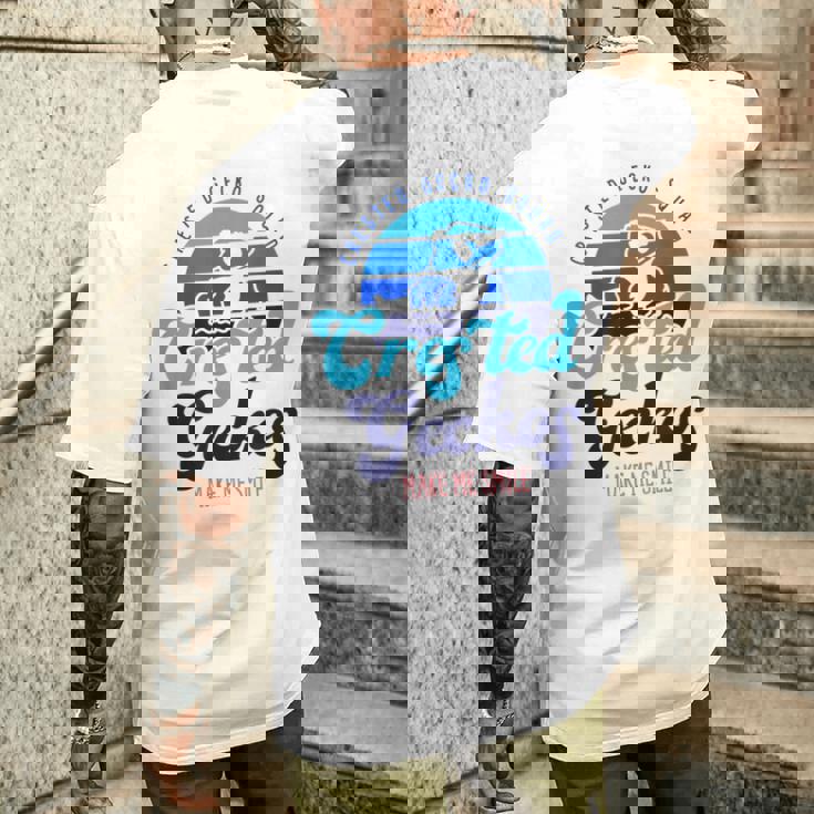 クレステッドゲッコーは私を笑顔にする エキゾチックなトカゲ メンズTシャツ バックプリント 彼への贈り物