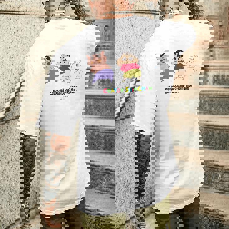 クレヨンしんちゃん 振り向き「ぶりぶり＆しんちゃん＆シロ」 メンズTシャツ バックプリント 彼への贈り物