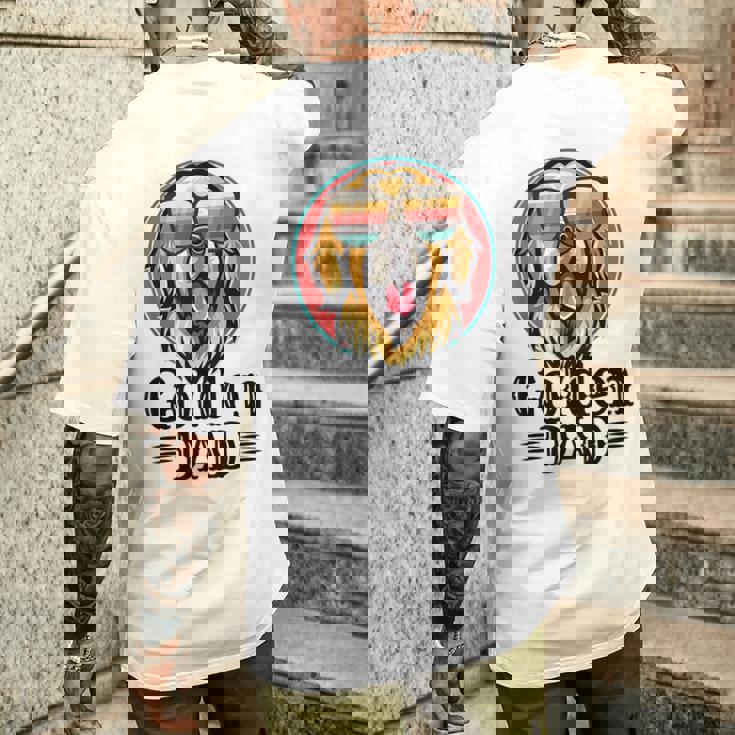 ゴールデンパパヴィンテージゴールデンレトリバー犬のための父親の日 メンズTシャツ バックプリント 彼への贈り物