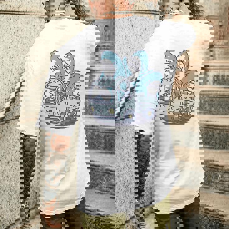 サメがたくさんトラックに メンズTシャツ バックプリント 彼への贈り物