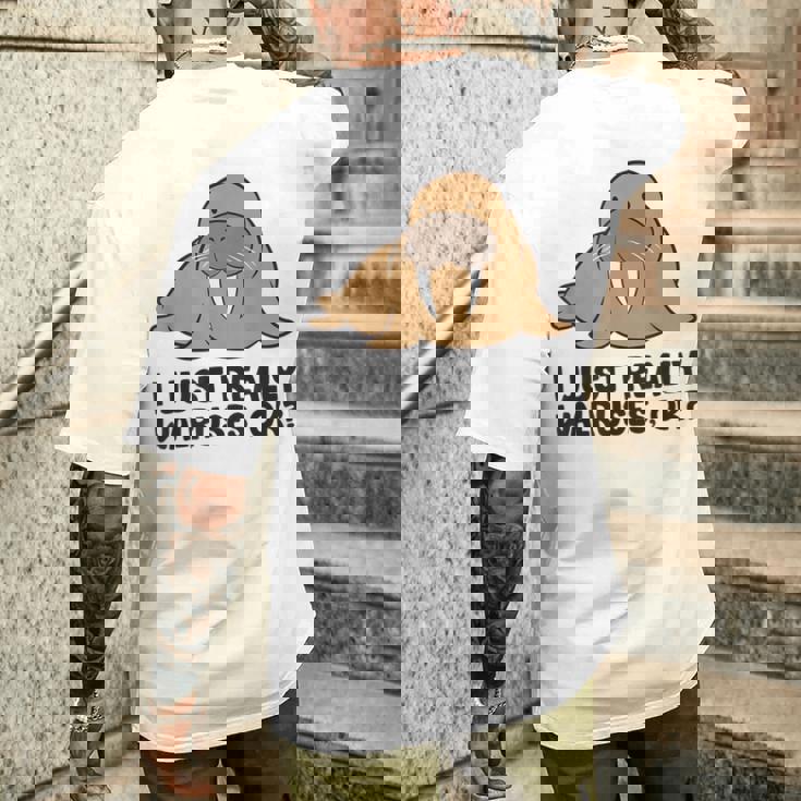 セイウチが本当に好きだよ、いいね？面白いセイウチ メンズTシャツ バックプリント 彼への贈り物