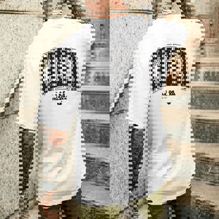 チアママ ハートフェルト応援チアリーディングママ 母の日 メンズTシャツ バックプリント 彼への贈り物