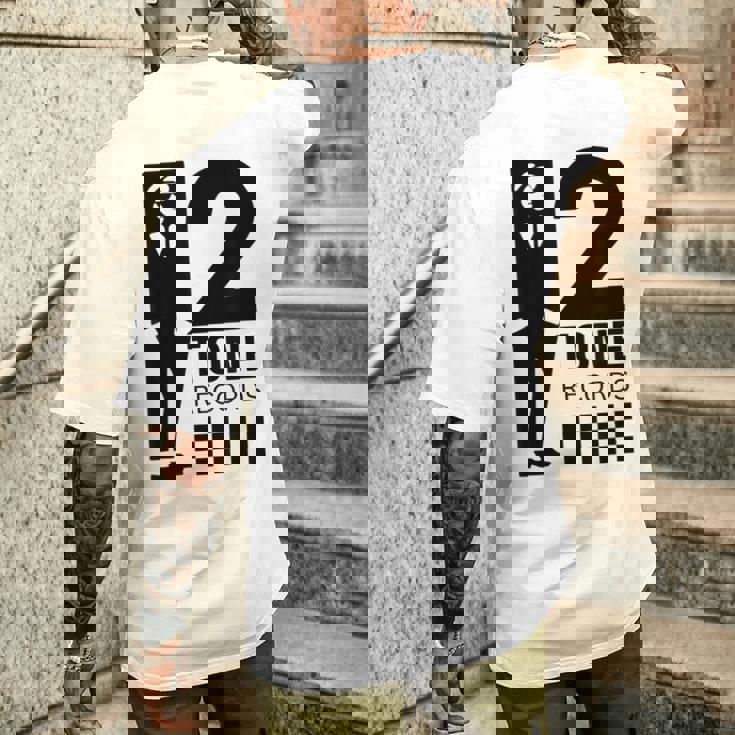 ツートーンスカ音楽チェッカーボード メンズTシャツ バックプリント 彼への贈り物