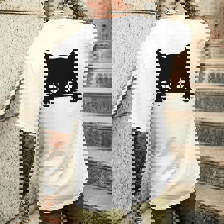 バッグの中に隠れているかわいい黒猫 猫好き 猫飼い 猫 ネコ ねこくろねこ好き 面白い サプライズ ギフト メンズTシャツ バックプリント 彼への贈り物