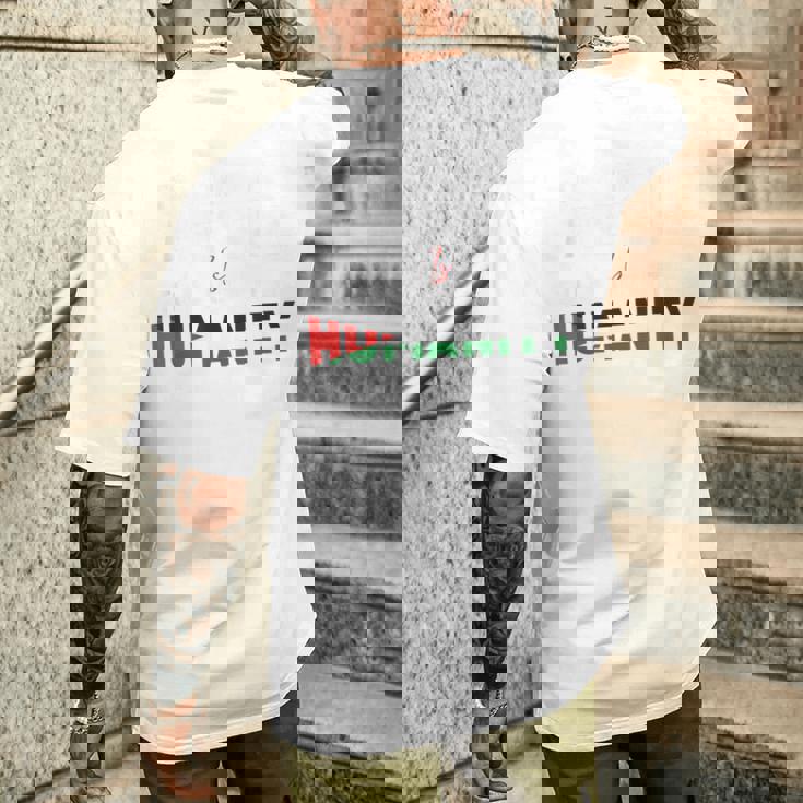 パレスチナと共に立つことは、人類のないガザに立ち向かうこと。 メンズTシャツ バックプリント 彼への贈り物