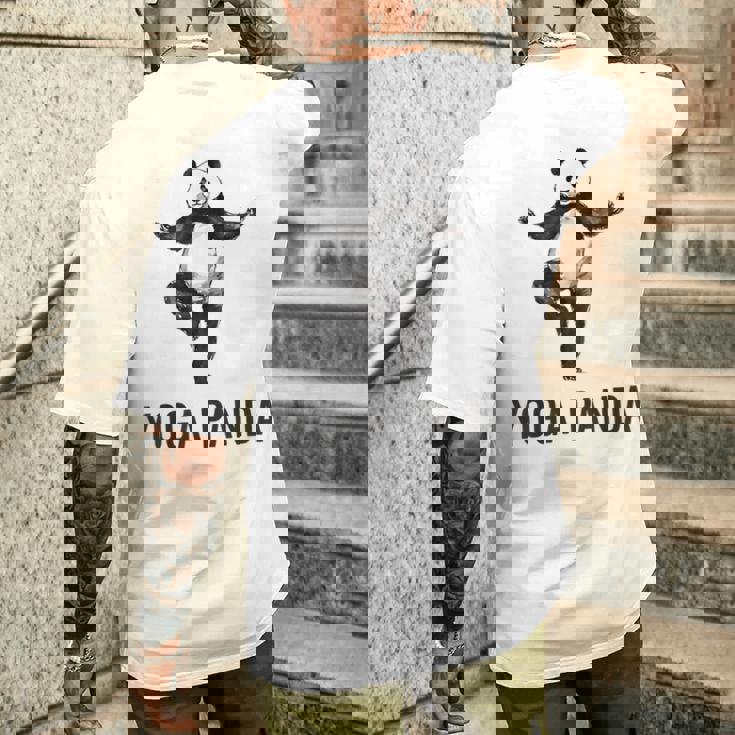 パンダ ヨガポーズ 水墨画 おもしろ 運動 和風 動物 メンズTシャツ バックプリント 彼への贈り物