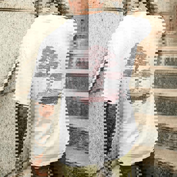 ヒップホップ アーバン ヴィンテージ エッジの効いた Y2k バックプリント ストリートウェア 盆栽 メンズTシャツ バックプリント 彼への贈り物