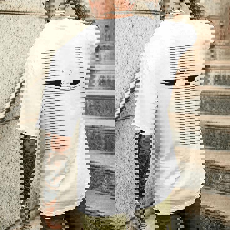 ブラインドを指で下げる猫 猫好き ねこ好き ネコ好き 猫の飼い主 ブラインドネタ おもしろ かわいい ねこ ネコ 猫 長袖tシャツ メンズTシャツ バックプリント 彼への贈り物