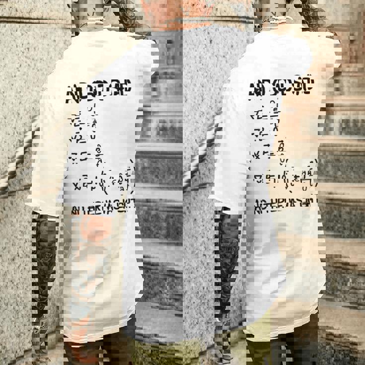 マクスウェル方程式と神は言って、光があった メンズTシャツ バックプリント 彼への贈り物