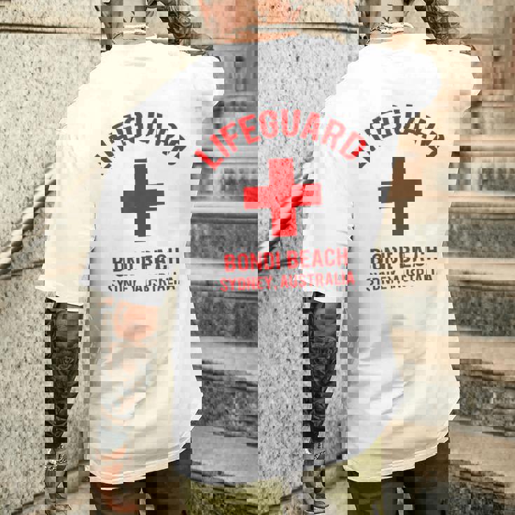 ライフガード ボンダイビーチ、シドニー、オーストラリア メンズTシャツ バックプリント 彼への贈り物