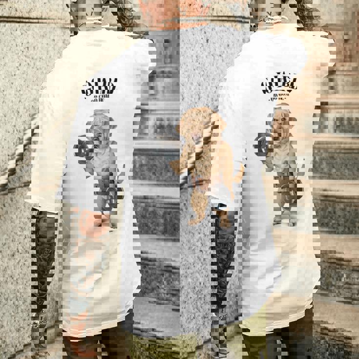 ラブラドールレトリバー 犬用筋肉トレーニング ダンベル付き メンズTシャツ バックプリント 彼への贈り物