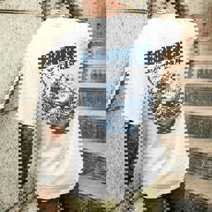 ラーメンは人生、マンガアニメオタクジャパンかわいいラーメン メンズTシャツ バックプリント 彼への贈り物