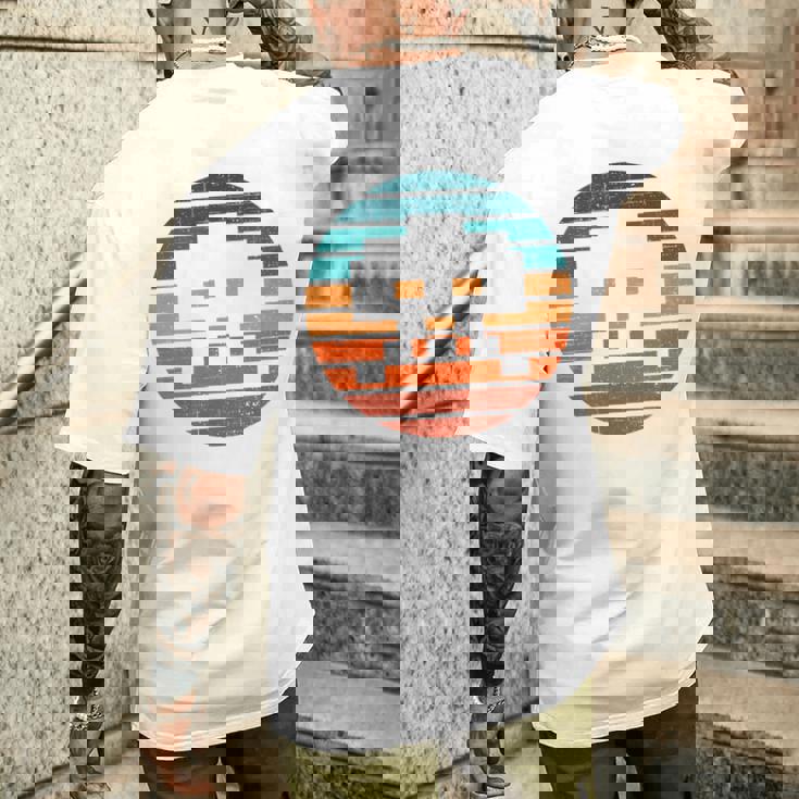 レトロ ヴィンテージ 80年代アーケード ゲーム インベーダー シンセウェイブ サンセット メンズTシャツ バックプリント 彼への贈り物