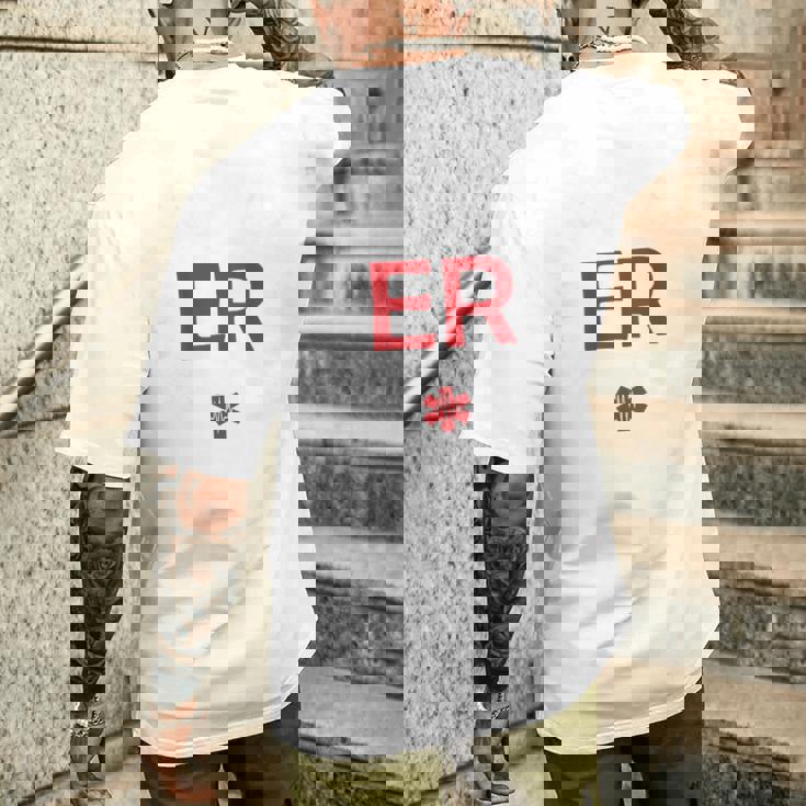 ヴィンテージ 救急科 緊急治療室 看護師 背中 メンズTシャツ バックプリント 彼への贈り物