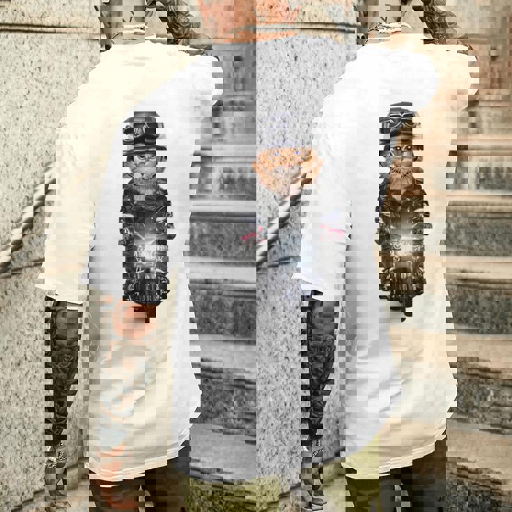 三毛猫 オレンジ猫 ねこ バイク ヘルメット メンズTシャツ バックプリント 彼への贈り物