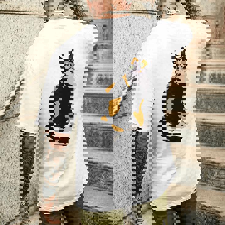 三毛猫ポートレート かわいい三毛猫 三毛猫好き メンズTシャツ バックプリント 彼への贈り物