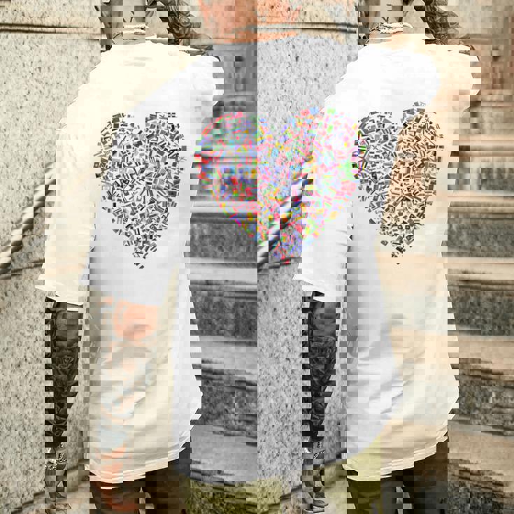 世界国旗 ハート 国旗 旅行 トラベラー メンズTシャツ バックプリント 彼への贈り物