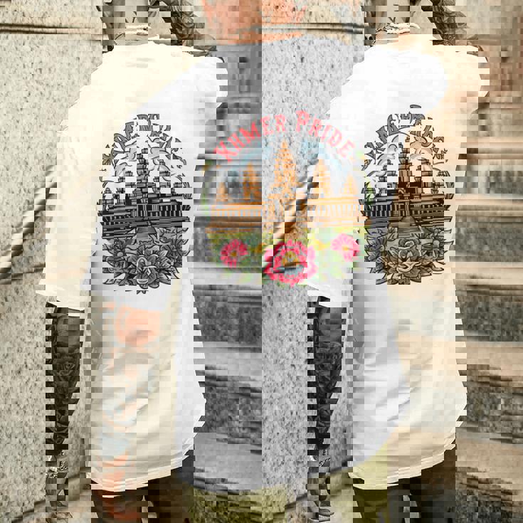 伝統的なカンボジアのクメールタトゥーデザインアンコールワット メンズTシャツ バックプリント 彼への贈り物