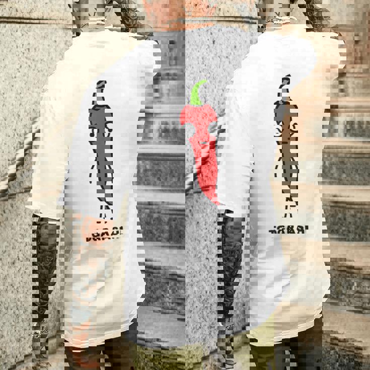 唐辛子 顔 イラスト かわいい おもしろ 面白い 簡単 シンプル ゆるい 野菜 メンズTシャツ バックプリント 彼への贈り物