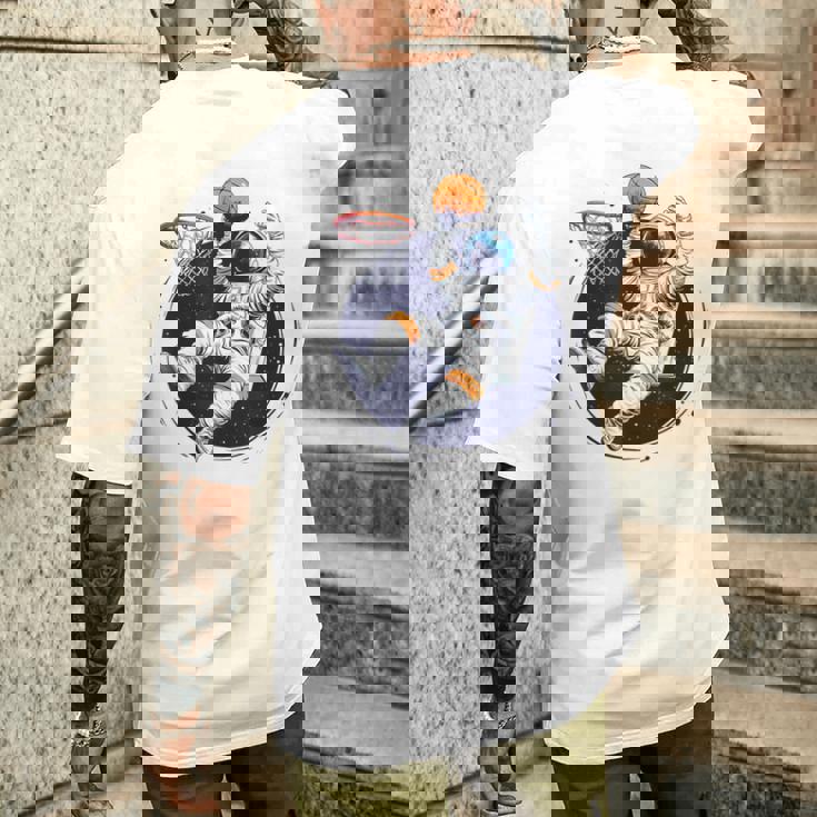 宇宙飛行士 バスケットボール 宇宙 ボール 惑星 銀河 メンズTシャツ バックプリント 彼への贈り物