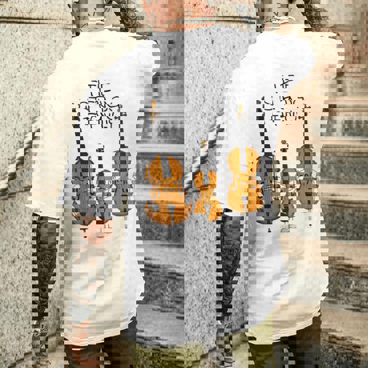 弦楽ファミリー、ヴァイオリン、チェロ、コントラバスミュージシャン面白い メンズTシャツ バックプリント 彼への贈り物