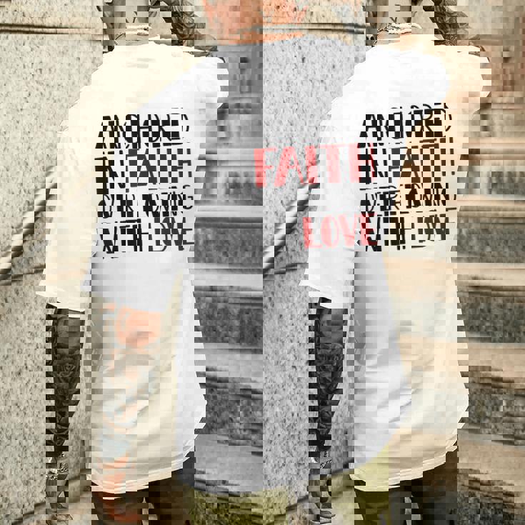 愛にあふれた信仰に定着するキリスト教バレンタイン。 メンズTシャツ バックプリント 彼への贈り物