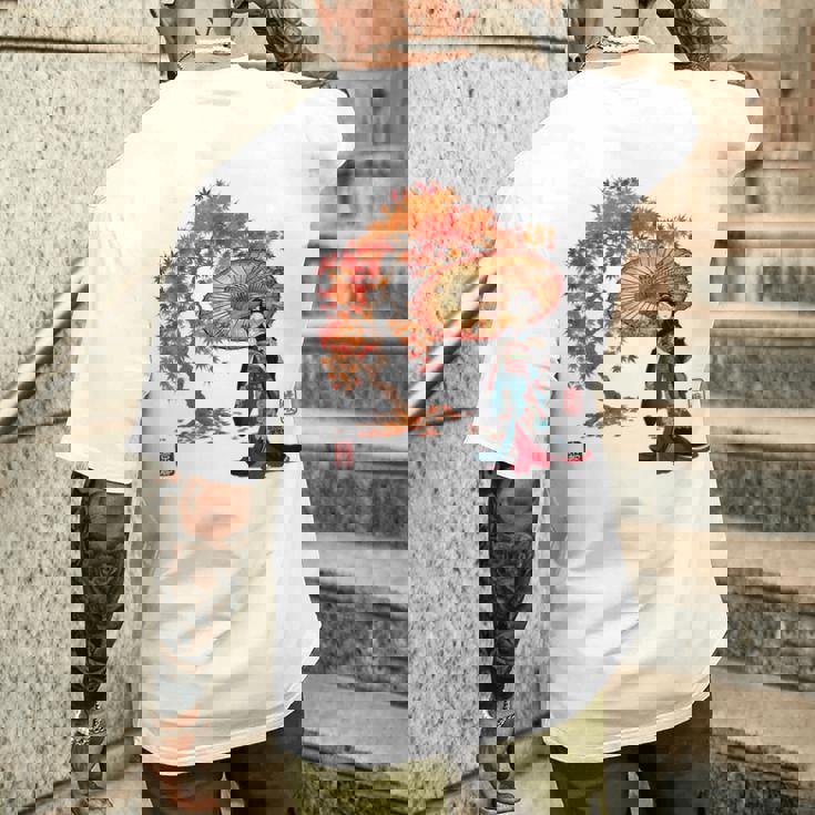 日本 浮世絵 京都 嵯峨 紅葉 和傘 美人 着物 メンズTシャツ バックプリント 彼への贈り物