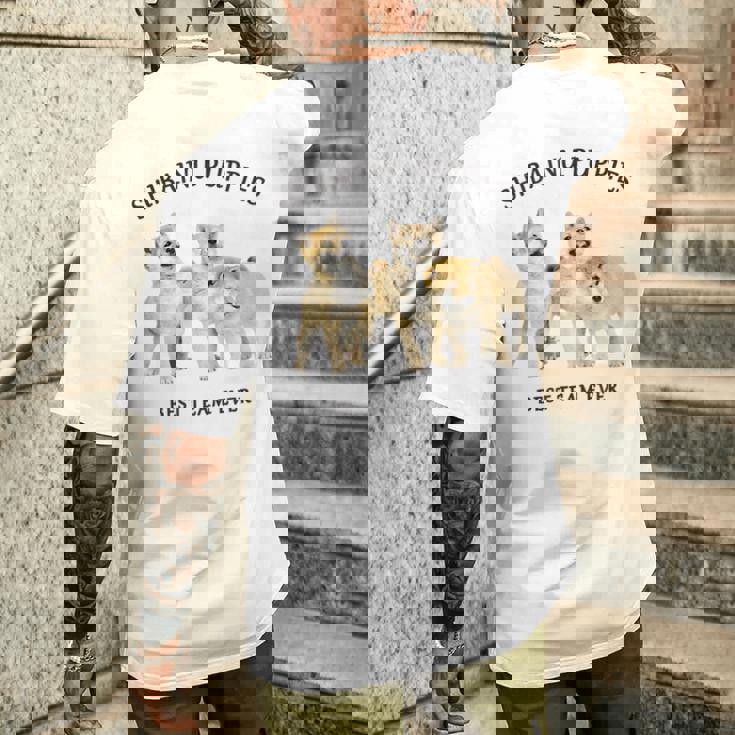 柴犬 しばいぬ 子柴 柴犬子犬 チーム いぬ プリント 写真 水彩 おしゃれ かわいい 犬飼い 犬好き メンズTシャツ バックプリント 彼への贈り物