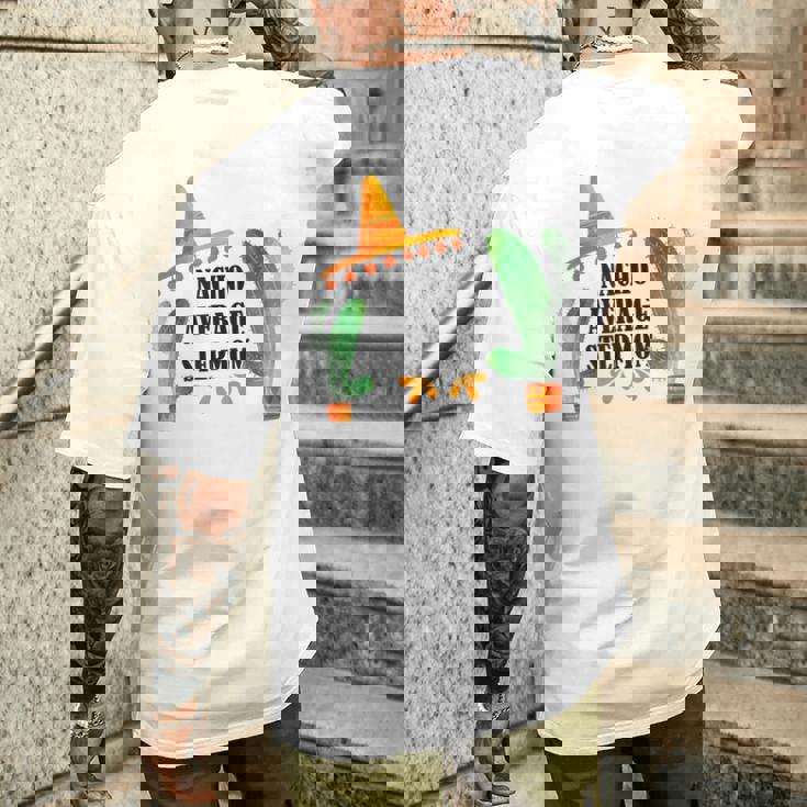 楽しい継母ユーモアナチョ平均継母継母 メンズTシャツ バックプリント 彼への贈り物