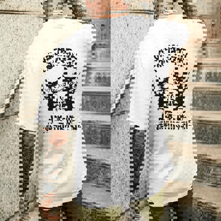 結婚10周年記念日 結婚10年目 いい猫 面白い メンズTシャツ バックプリント 彼への贈り物